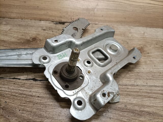 bontott NISSAN MICRA III Bal hátsó Ablakemelő Szerkezet (Mechanikus)