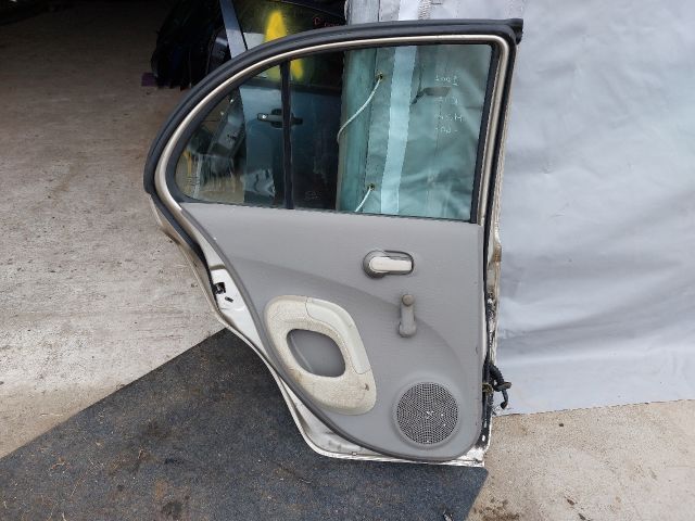 bontott NISSAN MICRA III Bal hátsó Ajtó (Részeivel)