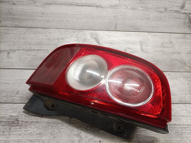 bontott NISSAN MICRA III Bal Hátsó Lámpa