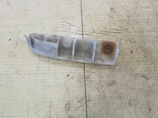 bontott NISSAN MICRA III Bal hátsó Lökhárító Tartó (Műanyag)