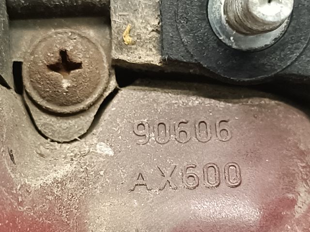 bontott NISSAN MICRA III Csomagtér Nyitó Kar / Gomb