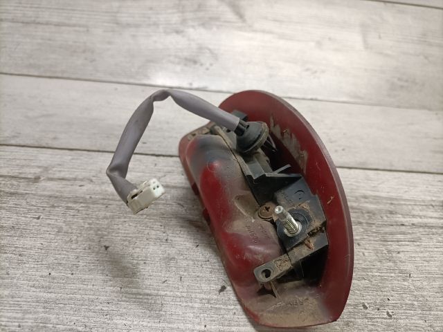 bontott NISSAN MICRA III Csomagtér Nyitó Kar / Gomb