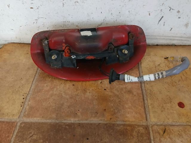 bontott NISSAN MICRA III Csomagtérajtó Kilincs