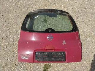 bontott NISSAN MICRA III Csomagtérajtó (Részeivel)