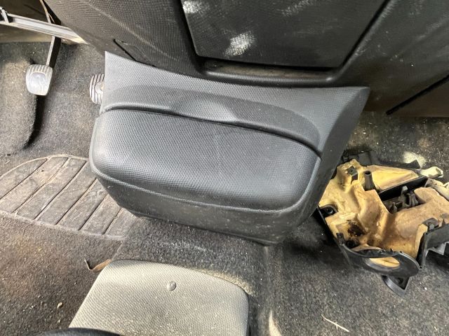 bontott NISSAN MICRA III Csomagtérajtó (Üres lemez)