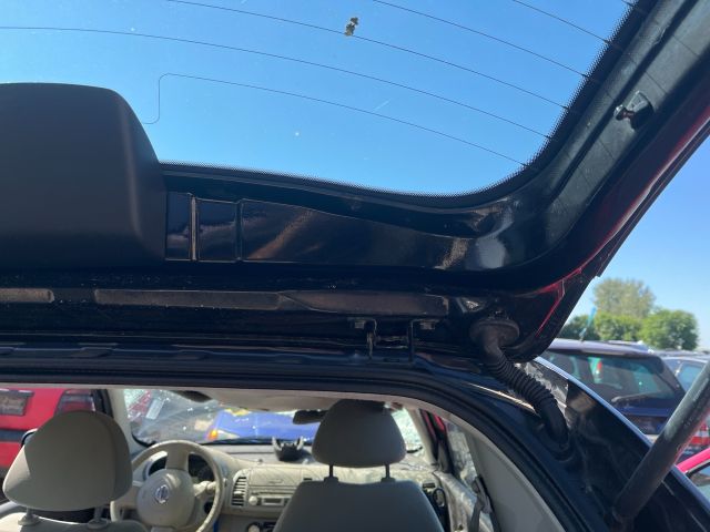 bontott NISSAN MICRA III Csomagtérajtó (Üres lemez)