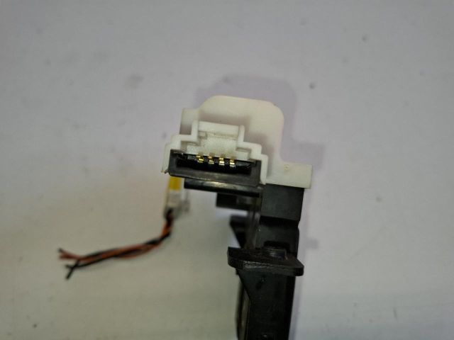 bontott NISSAN MICRA III Csomagtérajtó Zárszerkezet