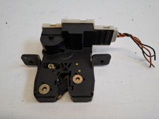 bontott NISSAN MICRA III Csomagtérajtó Zárszerkezet