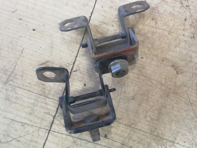 bontott NISSAN MICRA III Csomagtérajtó Zsanér