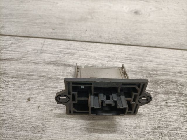 bontott NISSAN MICRA III Előtét Ellenállás Fűtőmotor