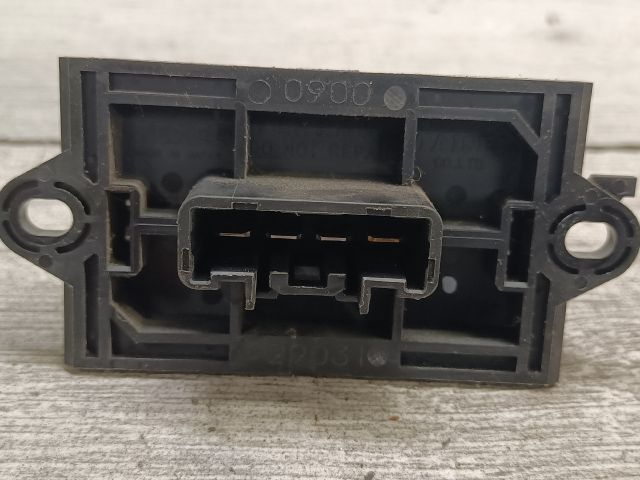 bontott NISSAN MICRA III Előtét Ellenállás Fűtőmotor