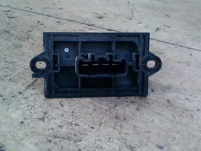 bontott NISSAN MICRA III Előtét Ellenállás Fűtőmotor