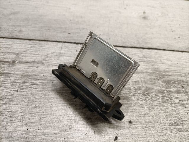 bontott NISSAN MICRA III Előtét Ellenállás Fűtőmotor