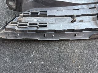 bontott NISSAN MICRA III Első Lökhárító Jobb Díszrács