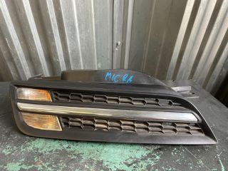 bontott NISSAN MICRA III Első Lökhárító Jobb Díszrács