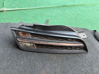 bontott NISSAN MICRA III Első Lökhárító Jobb Díszrács