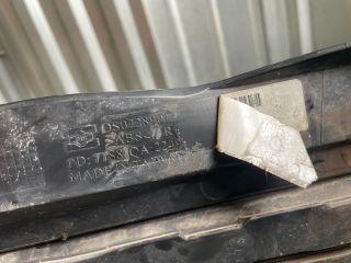 bontott NISSAN MICRA III Első Lökhárító Jobb Díszrács