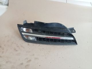 bontott NISSAN MICRA III Első Lökhárító Jobb Díszrács