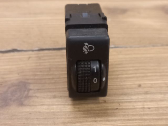 bontott NISSAN MICRA III Fényszórómagasság Állító Kapcsoló