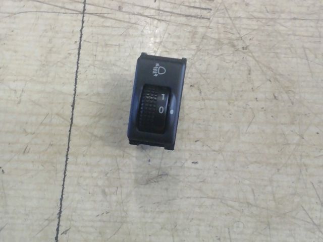 bontott NISSAN MICRA III Fényszórómagasság Állító Kapcsoló