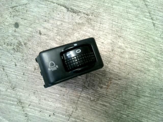 bontott NISSAN MICRA III Fényszórómagasság Állító Kapcsoló