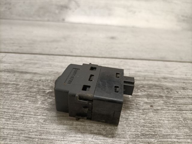 bontott NISSAN MICRA III Fényszórómagasság Állító Kapcsoló