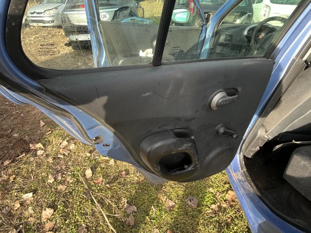 bontott NISSAN MICRA III Fűtés Box