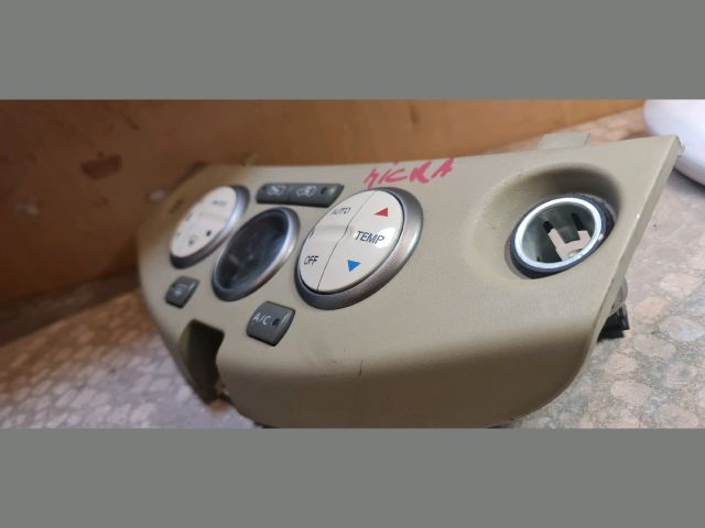 bontott NISSAN MICRA III Fűtéskapcsoló (digit klímás)