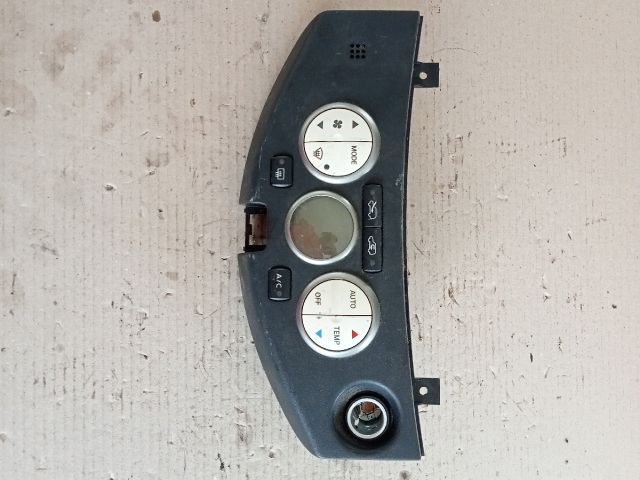 bontott NISSAN MICRA III Fűtéskapcsoló (digit klímás)