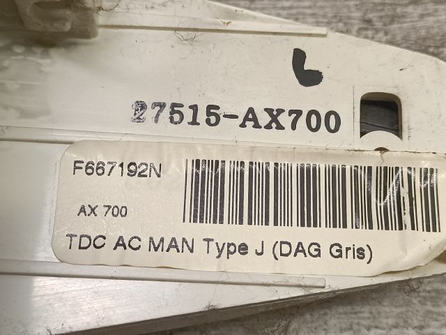 bontott NISSAN MICRA III Fűtéskapcsoló (manuális klímás)