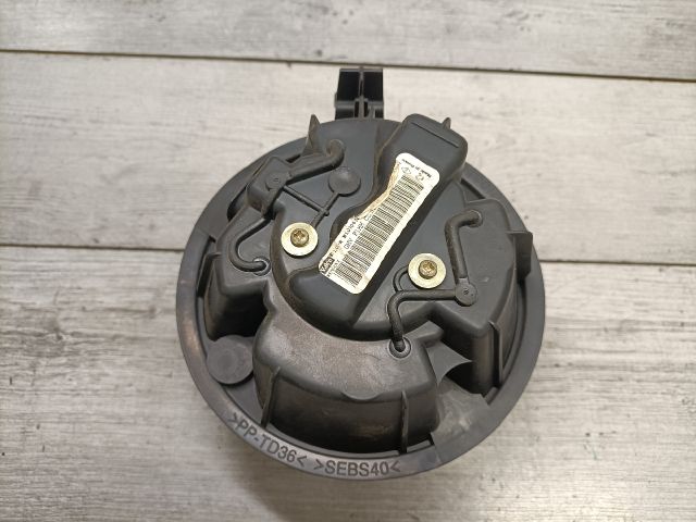 bontott NISSAN MICRA III Fűtőmotor (Klímás)