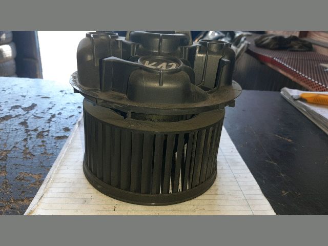 bontott NISSAN MICRA III Fűtőmotor (Nem klímás)