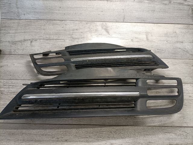 bontott NISSAN MICRA III Hűtőrács