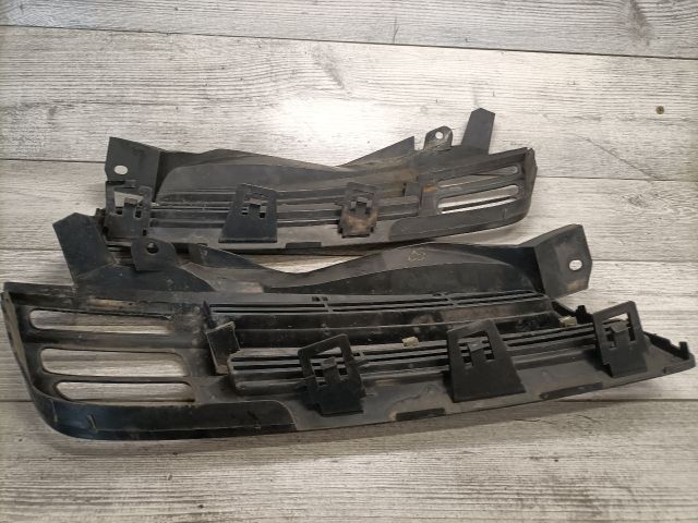 bontott NISSAN MICRA III Hűtőrács