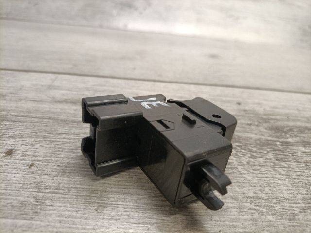 bontott NISSAN MICRA III Jobb első Ablakemelő Kapcsoló