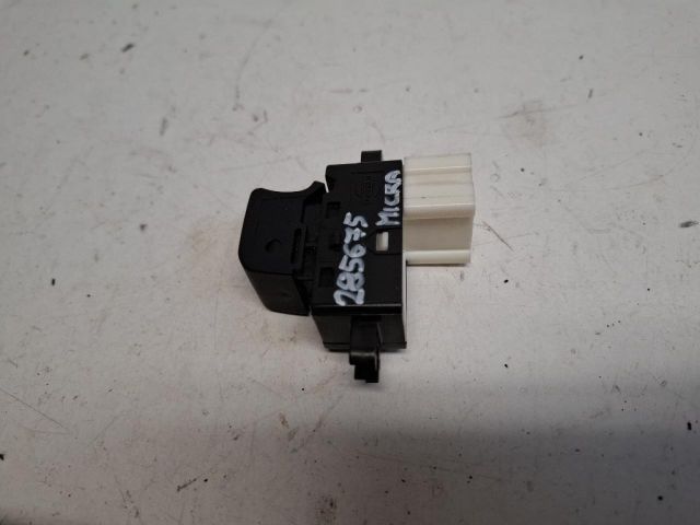 bontott NISSAN MICRA III Jobb első Ablakemelő Kapcsoló