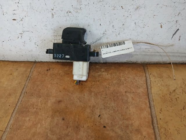 bontott NISSAN MICRA III Jobb első Ablakemelő Kapcsoló