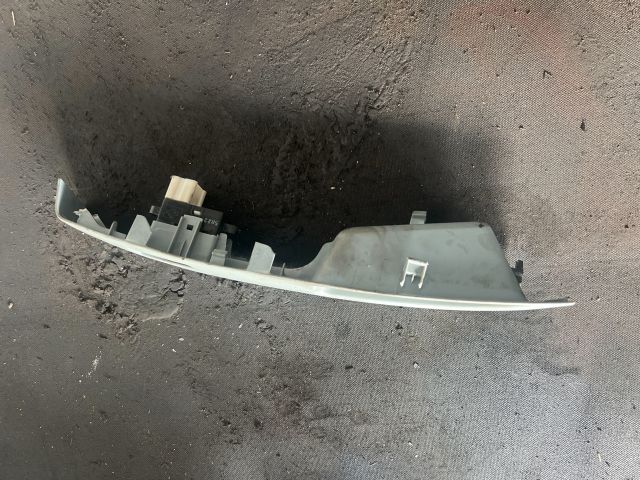 bontott NISSAN MICRA III Jobb első Ablakemelő Kapcsoló