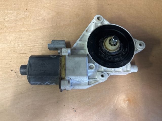 bontott NISSAN MICRA III Jobb első Ablakemelő Motor