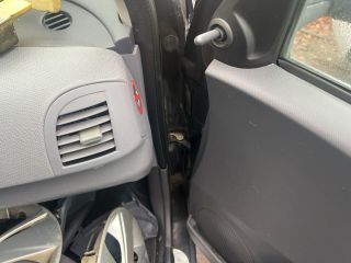 bontott NISSAN MICRA III Jobb első Ajtó (Üres lemez)