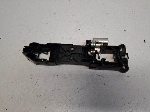 bontott NISSAN MICRA III Jobb első Külső Kilincsfészek