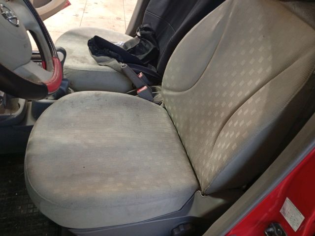 bontott NISSAN MICRA III Jobb Fényszóró