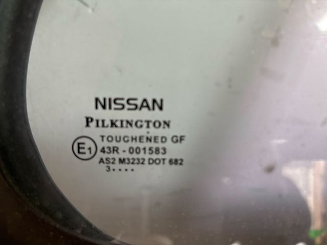 bontott NISSAN MICRA III Jobb hátsó Ajtó (Üres lemez)