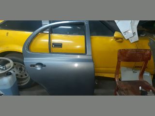 bontott NISSAN MICRA III Jobb hátsó Ajtó (Üres lemez)