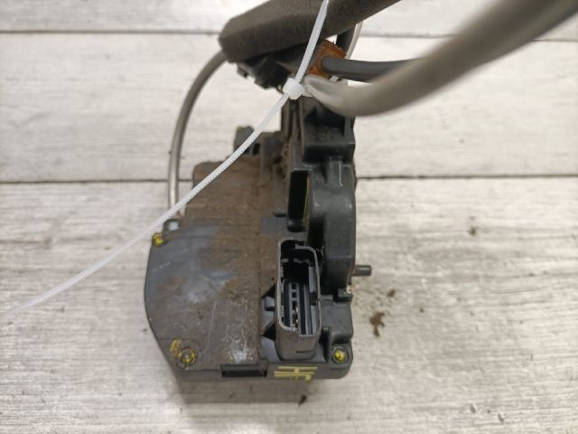 bontott NISSAN MICRA III Jobb hátsó Ajtózár