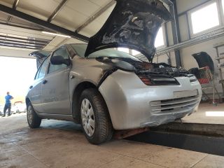 bontott NISSAN MICRA III Jobb hátsó Fixüveg (Ajtóban)