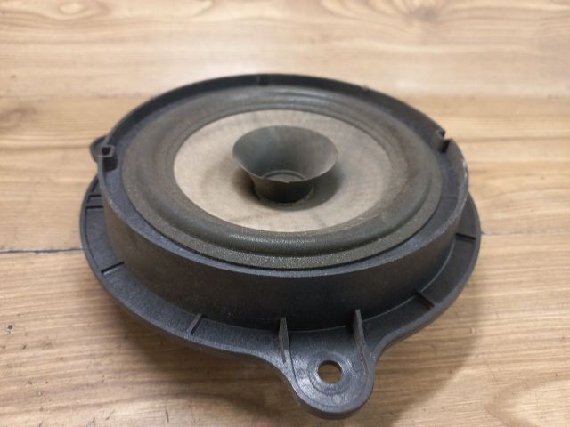 bontott NISSAN MICRA III Jobb hátsó Hangszóró