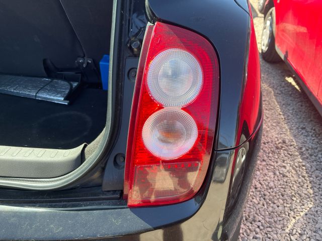 bontott NISSAN MICRA III Jobb Hátsó Lámpa