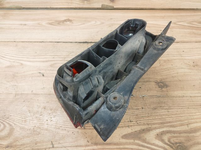 bontott NISSAN MICRA III Jobb hátsó Lámpabúra