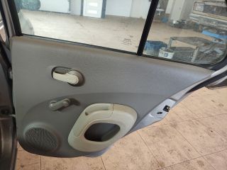 bontott NISSAN MICRA III Jobb Kalaptartó Tartó Konzol